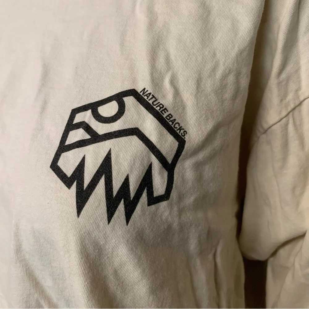 Nature Backs Cropped Sweatshirt - Picture 3 of 4